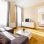 2Bds Apartment In Ujezd - P14